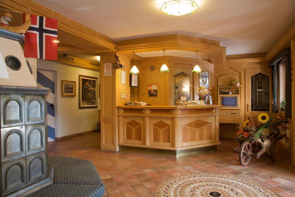 Albergo Bellaria Carano  Luaran gambar