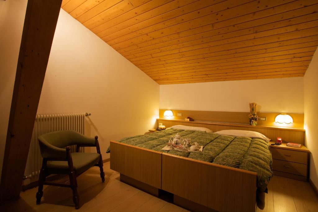 Albergo Bellaria Carano  Bilik gambar