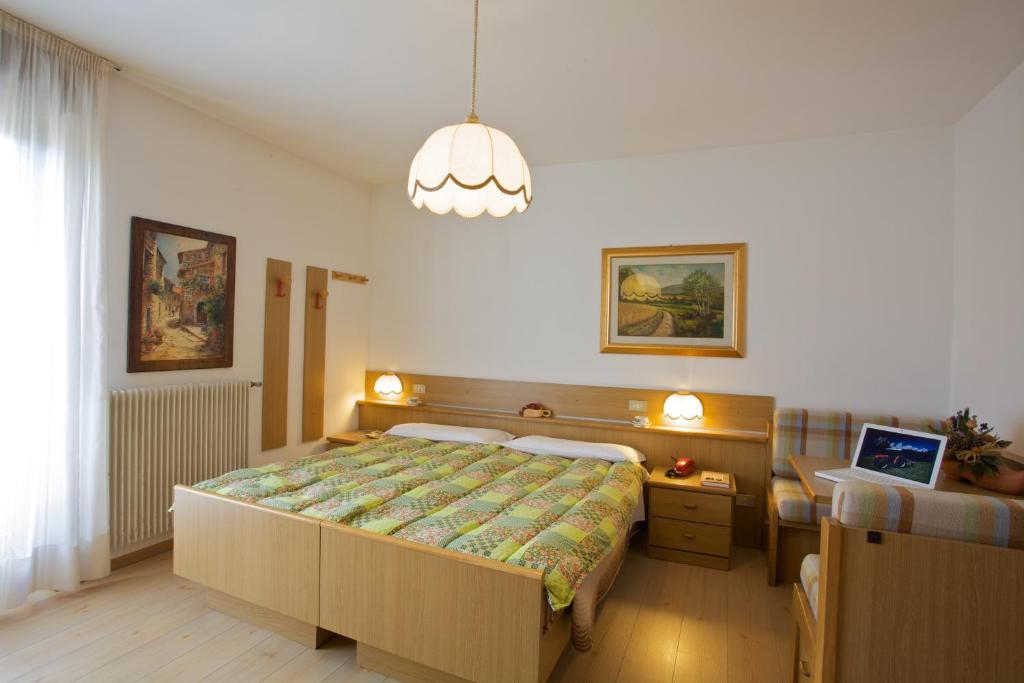 Albergo Bellaria Carano  Bilik gambar