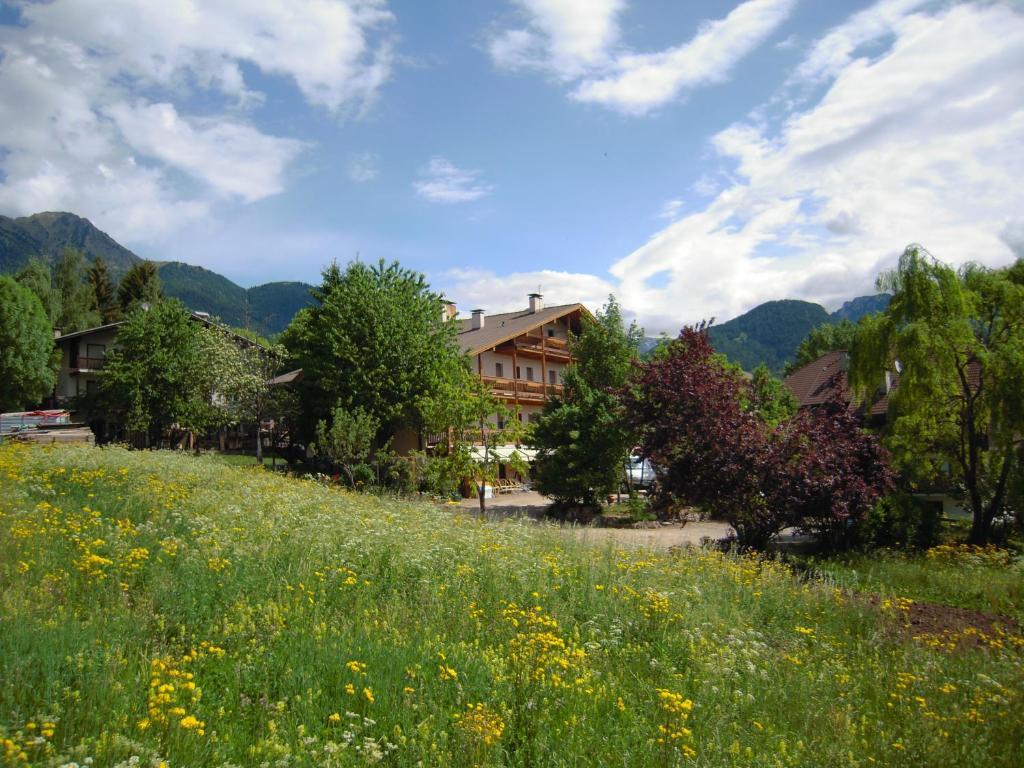 Albergo Bellaria Carano  Luaran gambar